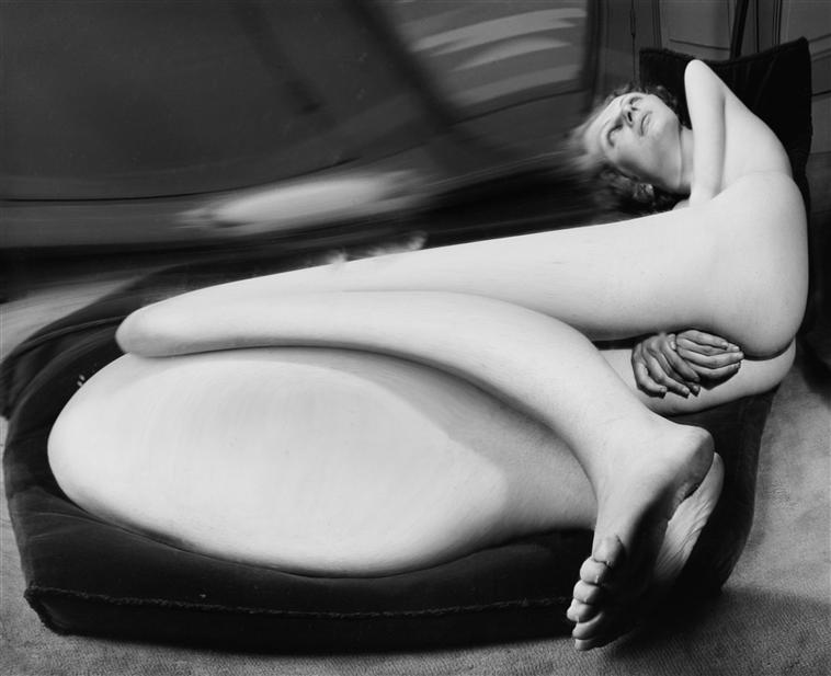 Distortions, Andr&eacute; Kert&eacute;sz